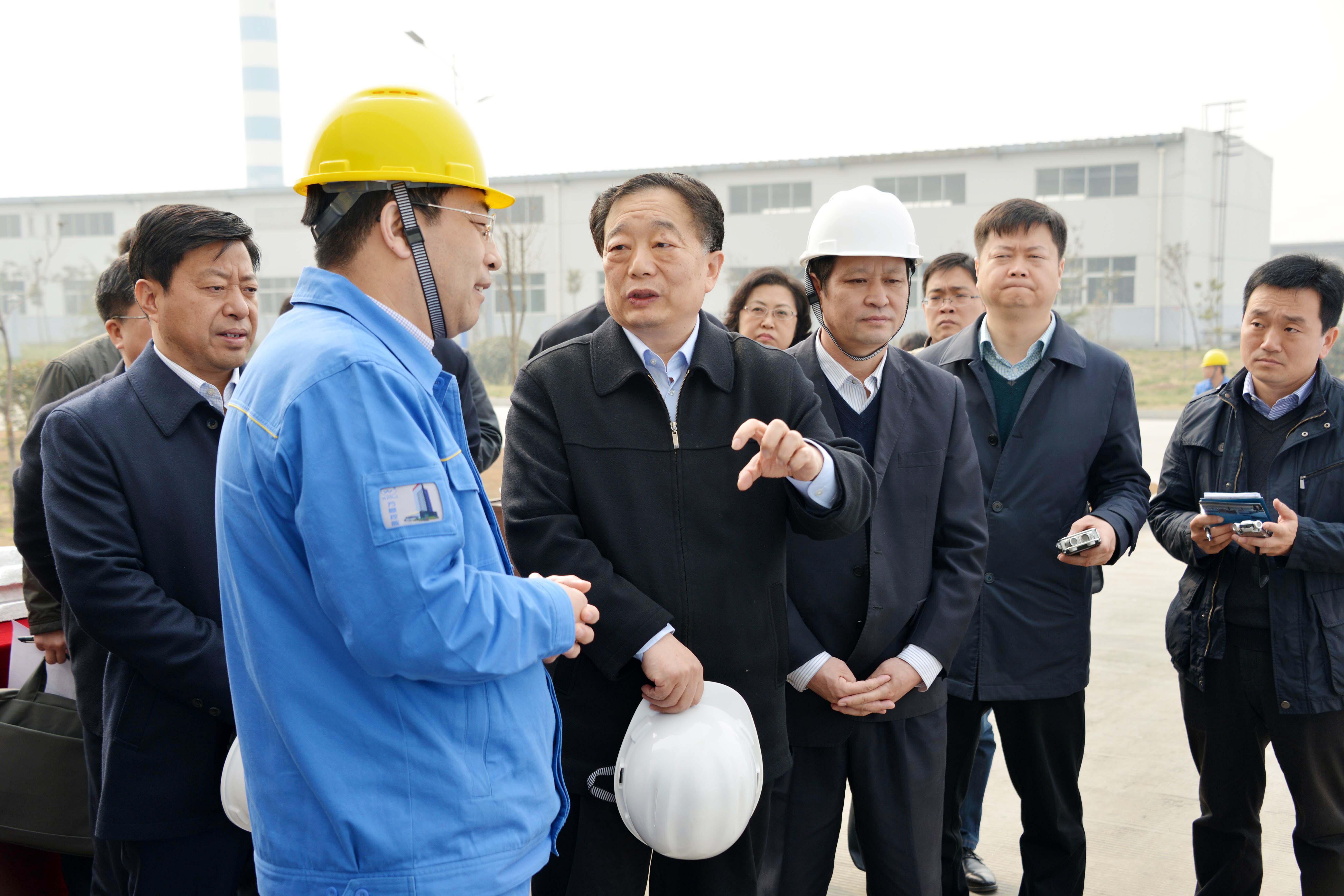 副省長(cháng)、市委書(shū)記李亞到萬(wàn)基控股集團調研